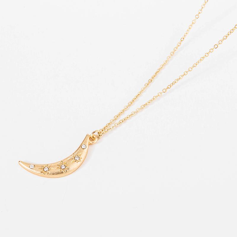 

Pendant Necklaces Fever&Free Simple Fashion Small Crescent Moon Pendants Gold Chain Collier Femme Bijoux Christmas Wedding Birthday Gift