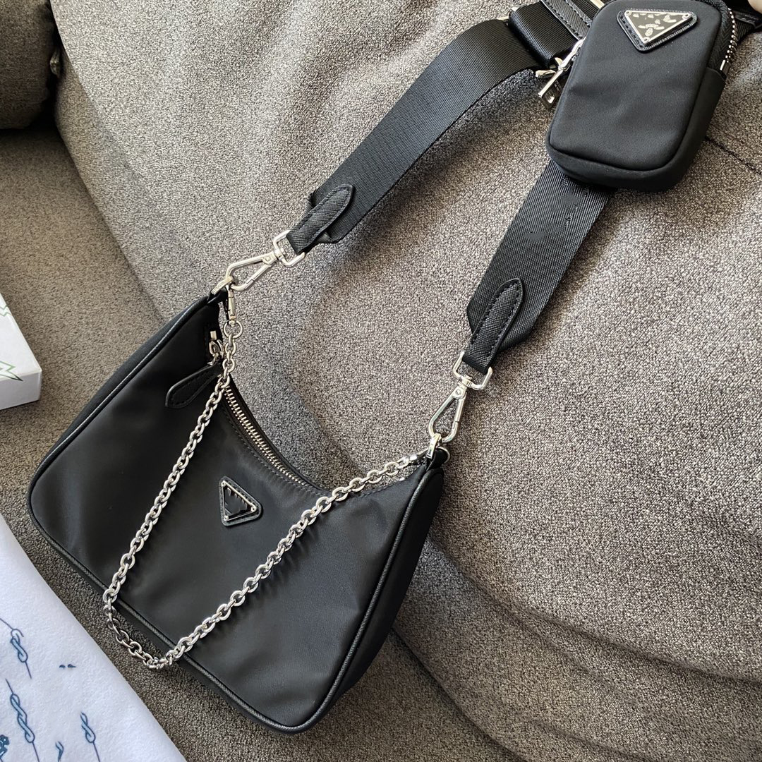 

2021 Fashion Ladie shoulder bag, ladies hand chain handbag presbyopia messenger wallet design backpack canvas wholesale up, Black