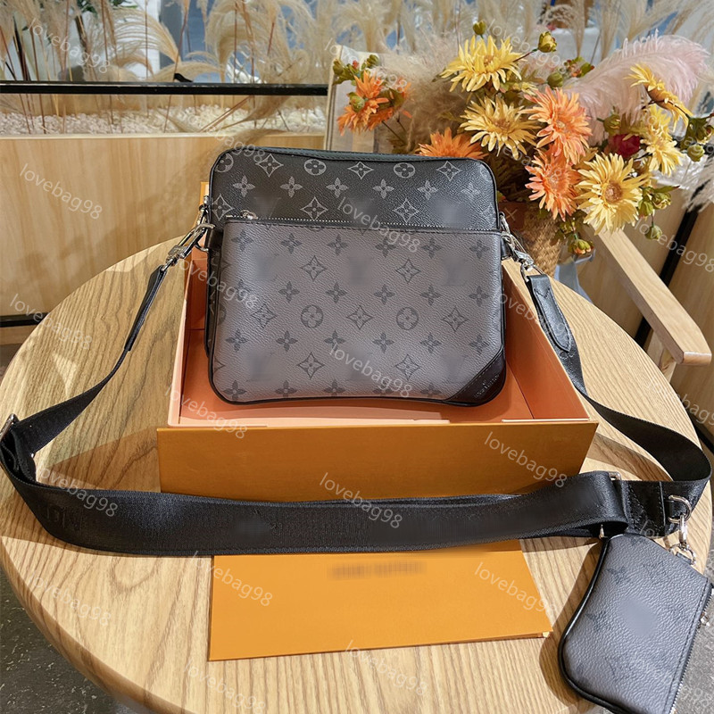 

Triple Black Mens Pochette Trio 3pcs Messenger Bag Multi Shoulder Crossbody Bags Leather Clutch Totes Women Designer Handbags Coin Purse, With box