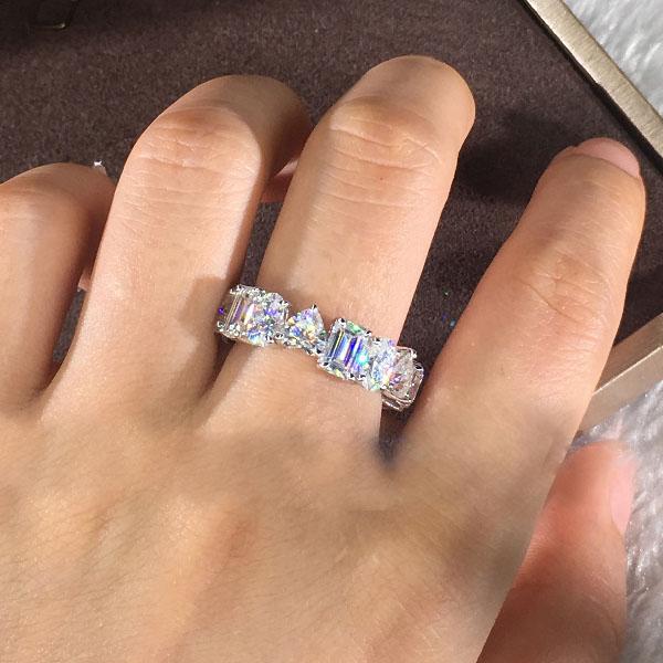 

Cluster Rings Luxury Geometric Heart For Women Korean Zircon Silver Color Female Engagement Love Ring Wholesale Wedding Jewelry KAR219, Golden;silver