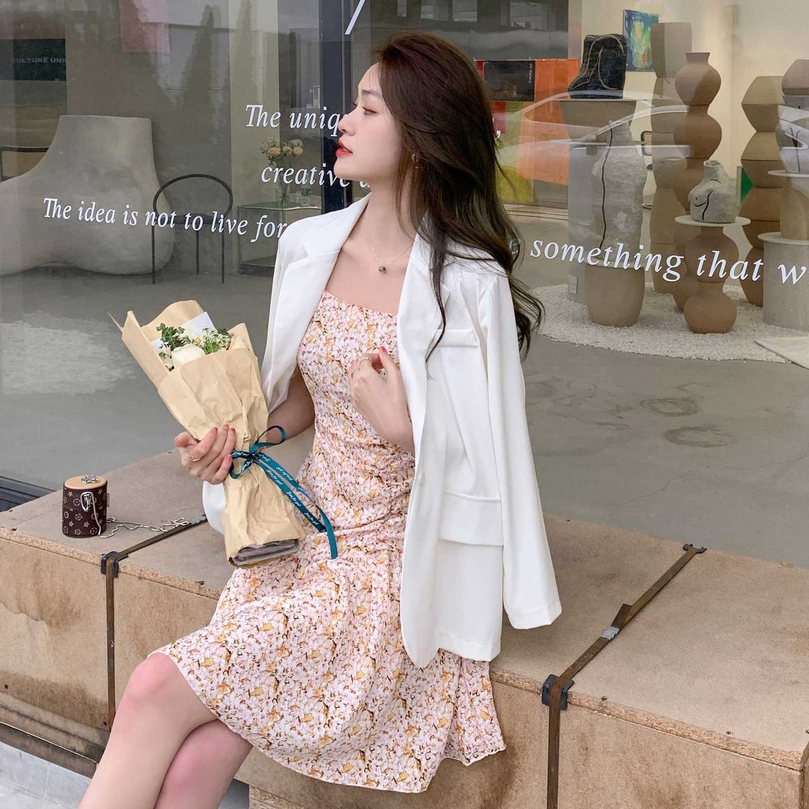 Spring and Summer 2021 Korean Floral Suspender Drs + Two Piece Suit et-image-702394792