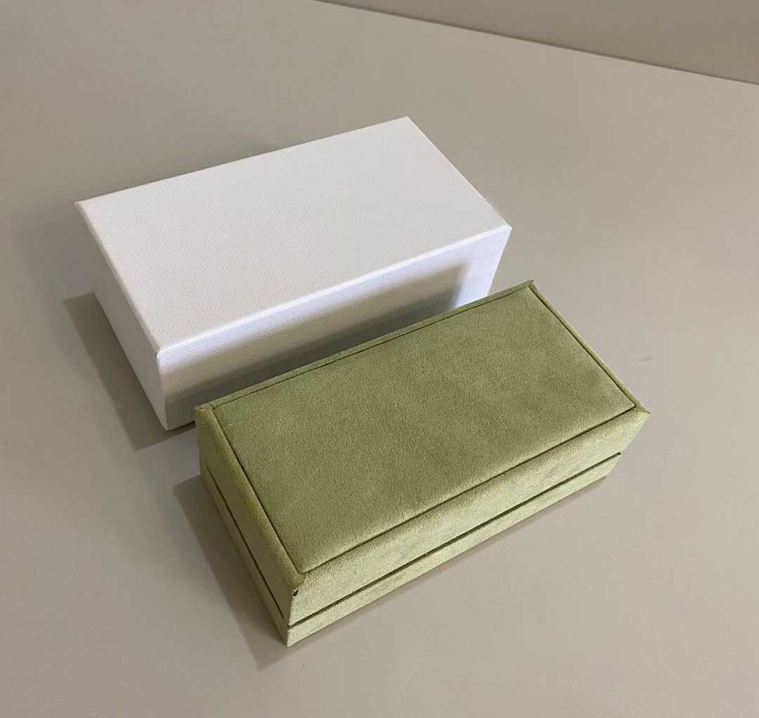 

Top quality velet box earring ring necklace bracelet for jewelry packing have correct stamp PS4881