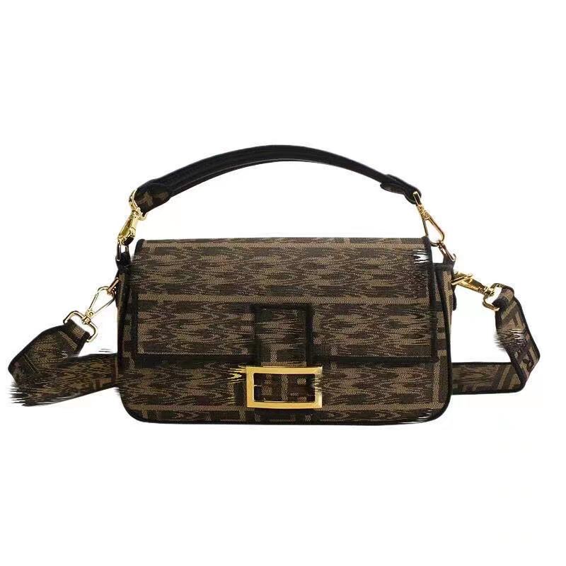 

5a high quality Handbag Star Net Favorite 2021 New French Stick Bag Hand-held Underarm Old Flower One Shoulder Cross Women's Small, Box