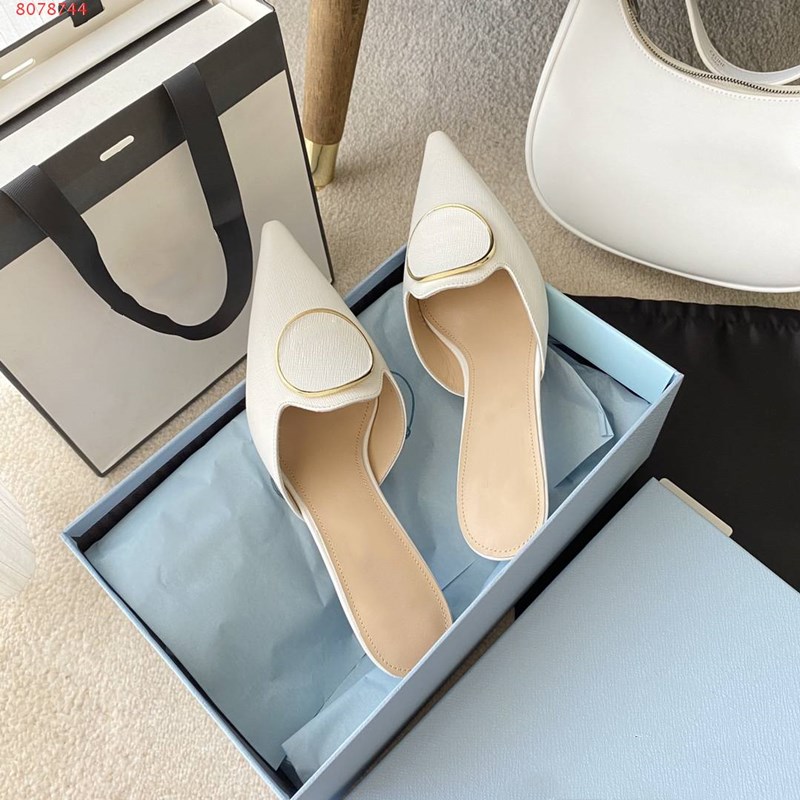 

Luxury Fashion contracted Pointed Lady Sandals Leather Leather Classic White Pink High Heels European and American Style Hardware Decoration, Black
