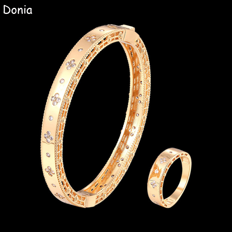 Donia Jewelry Luxury Bangle Four-leaf Flower Exaggerated Titanium Steel Bracelet Micro-inlaid Colored Zircon European and American Fashion Design
