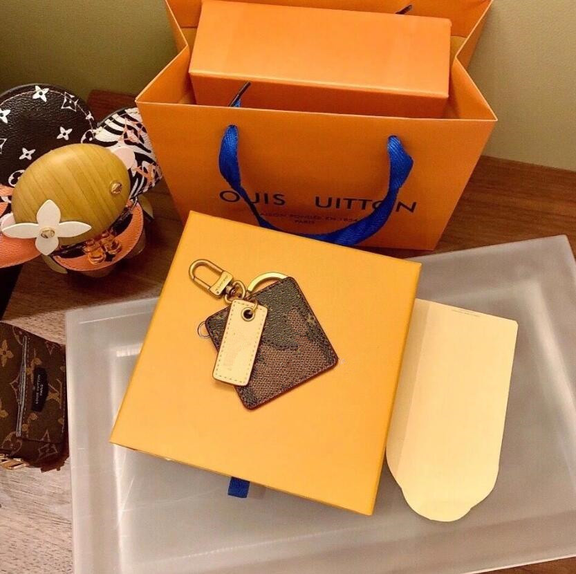 

Classic Lattice Couple Key Wallet Luxury Designer Letter Square Brand Female Luggage Bag Totes Pendant Business Casual Men's Car Keychain Gift Women Keys Chian, Brown