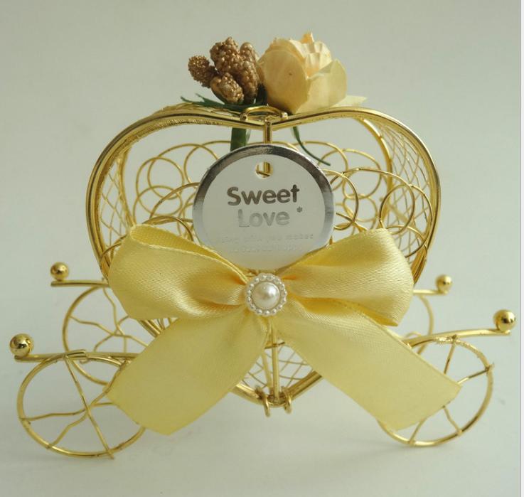 

2021 Carriage Wedding Favours Candy Chocolate Boxes Christmas Sweet Box Sugar Box Wedding Favor Box Decorations Gift Boxes, Pink