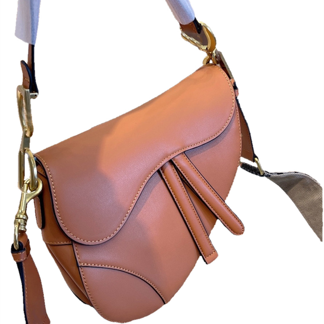

Fashion Designer Crossbody bag Purse Genuine Leather Shoulder Trending Lock Handbags classic vintage Messenger Bags All-match Underarm wide weave strap handbag, No bags