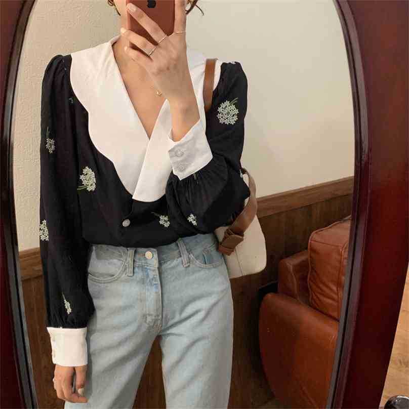 

Vintage Blouses Elegant V-neck Spliced Printing Embroidery Korean Cotton Shirt Women Long Sleeves Loose Tops 210525, Photo color