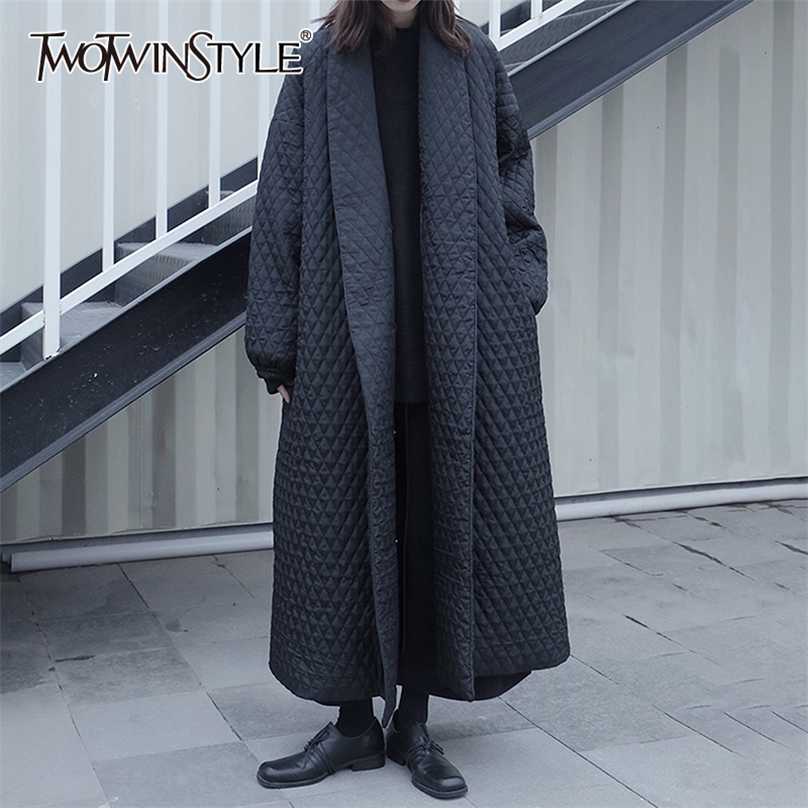 

TWOTWINSTYLE Splicing Argyle Mid Parkas For Women V Neck Long Sleeve Casual Solid Cotton Coat Female Fashion Winter Stylish 211018, Black