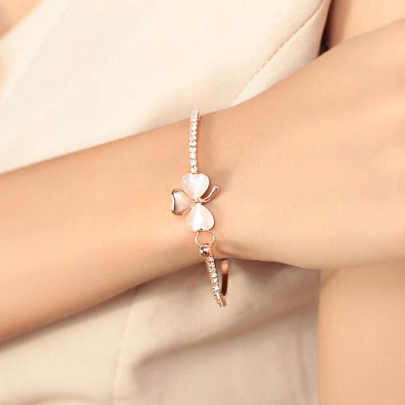 

Bangle Lucky Leaf Clover Charm Bracelet Crystal Chain Opal Inlaid Sweet For Women Original Jewelry, Black