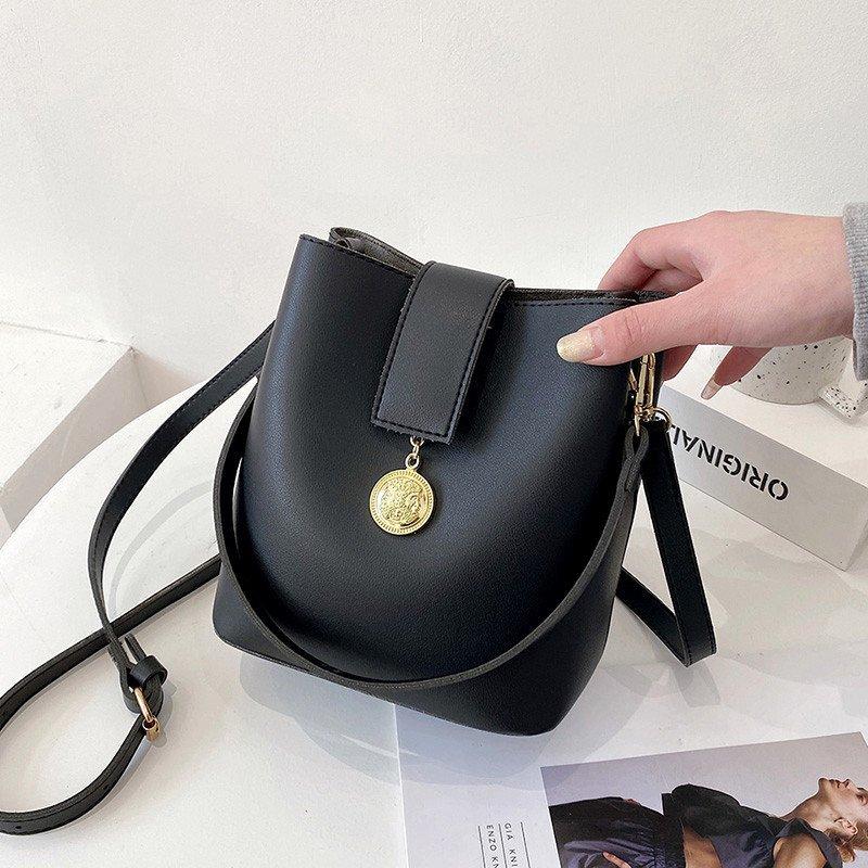 

Bucket Bags For Women 2021Vintage Leather Handbags Sac Crossbody Girls Simple Solid Shoulder Bag Bolsa Cross Body, Black