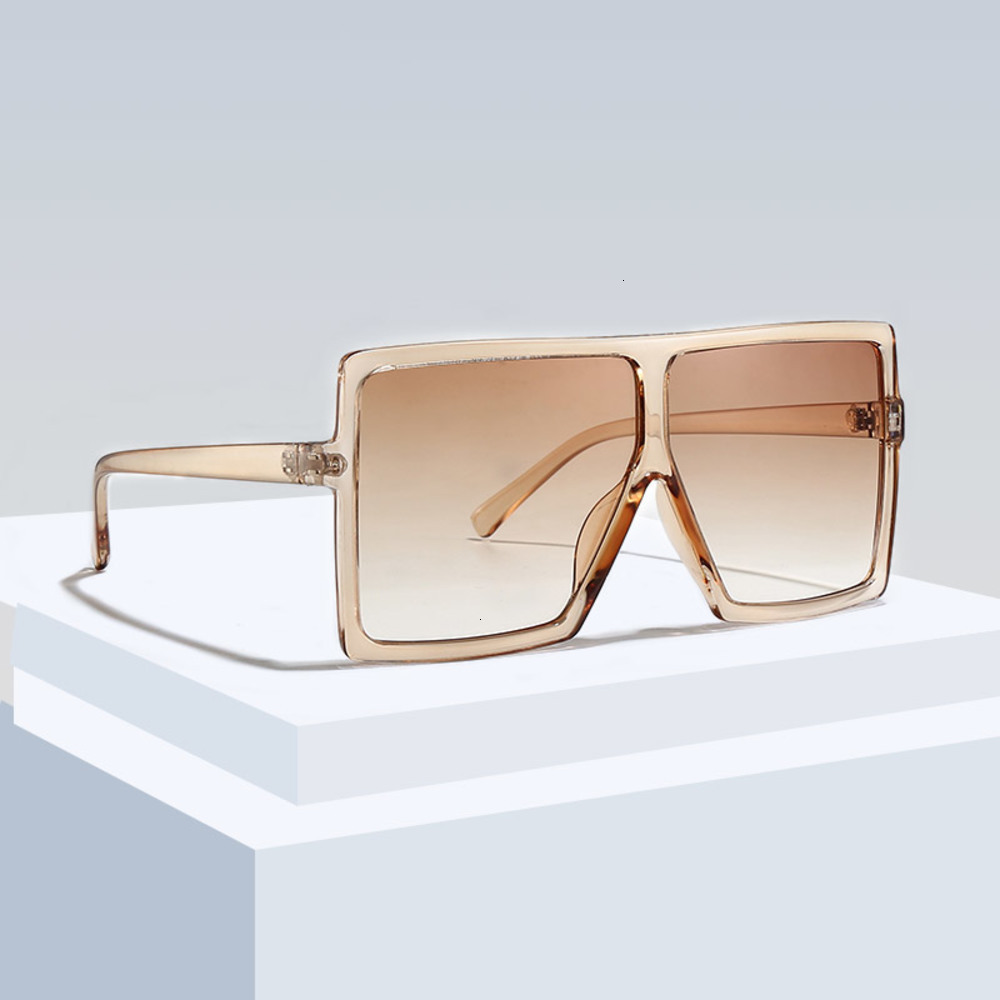 

Highend accessories wholale uv fashionably trimmed generous frame sunglass, Black