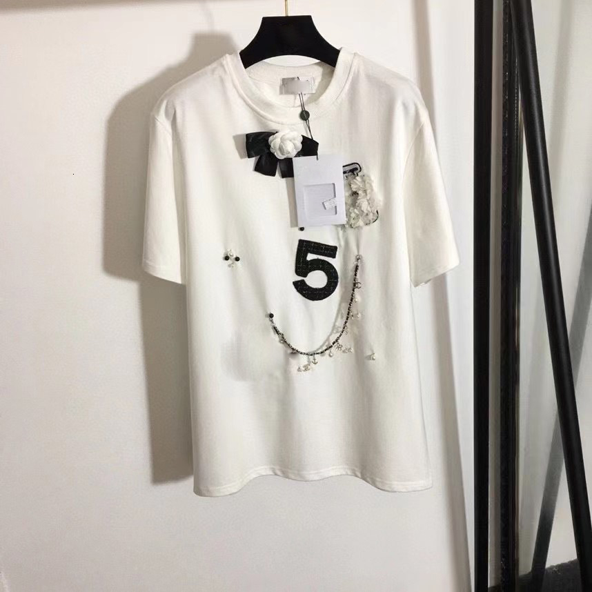 

new designer 2021 ms T-shirt stereo nail bead camellia garden round collar short sleeve T-shirt, White