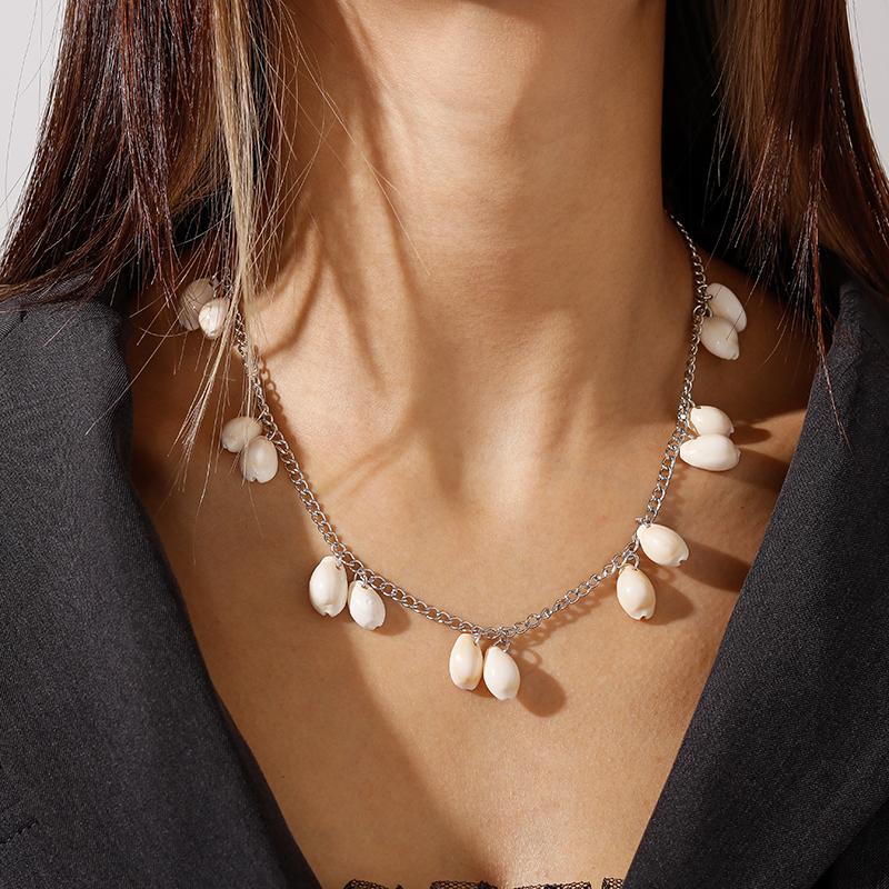 

Ethnic Tassel Shell Pendants Necklaces Bohemian Alloy 2 Color Chains For Women Girls Charms Collares Jewelry Chokers