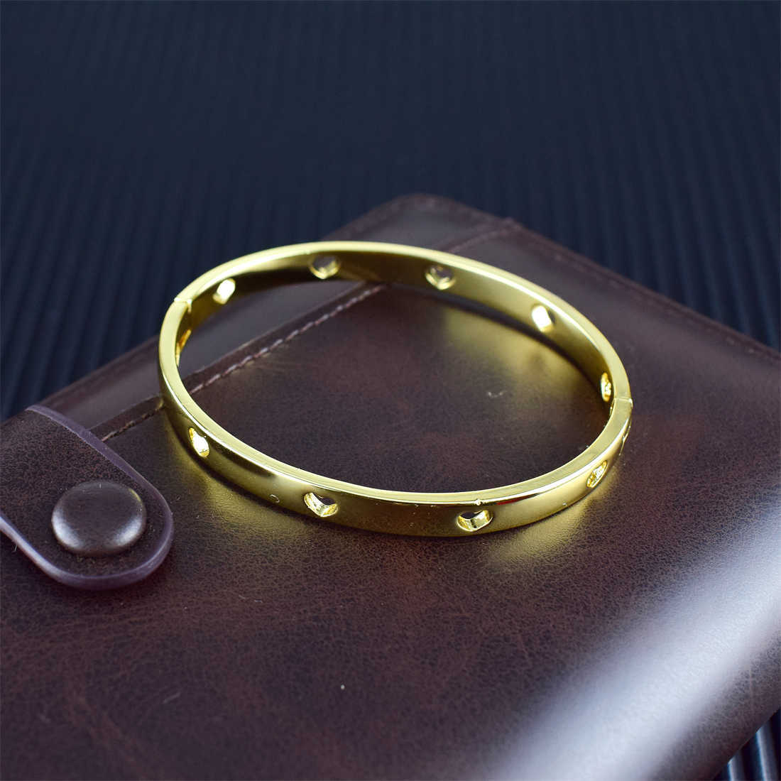 

Heart-shaped Infinity Lover Bracelet Gold Cross Zircon Bangle&bracelets 2021 Trend for Women Girl Office 2021 Fashion Jewelry Q0717