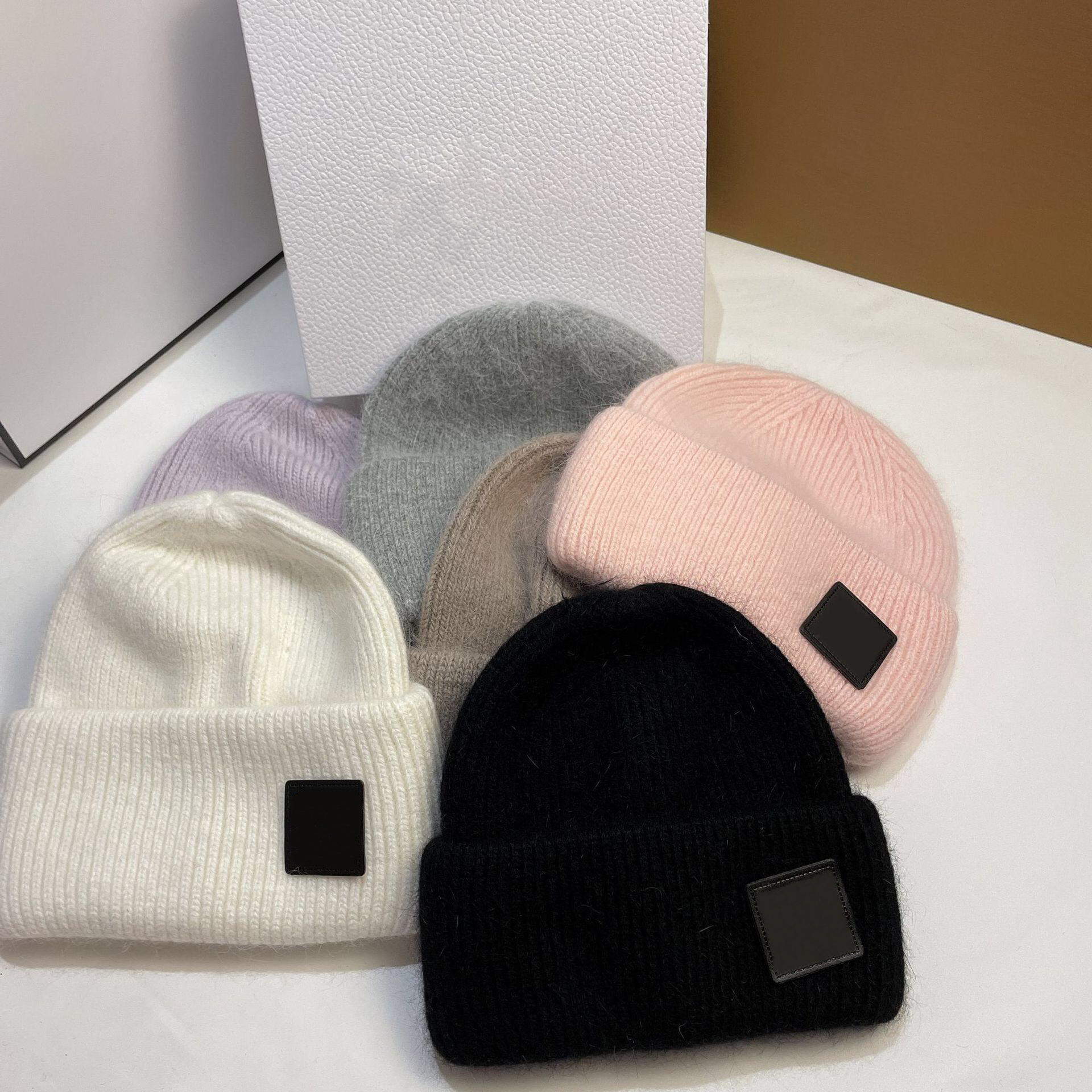 

Designer Beanie Womens Knitted Hat Luxury Skull Caps Winter SKI Keep Warm Rabbit Fur Cashmere Casual Outdoor Fashion Hats Top Quality 9Colors