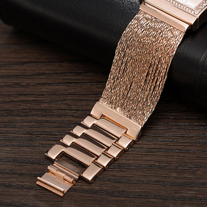 

Wristwatches 2022 Product Ladies Watch European And American Fashion Simple Square Diamond Scale Alloy, Rose