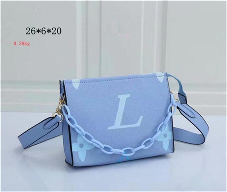

2021 fashion bag Women famous small flap designer handbag cross pattern square bags shoulder messenger bags crossbody chain purse Socialite, B8
