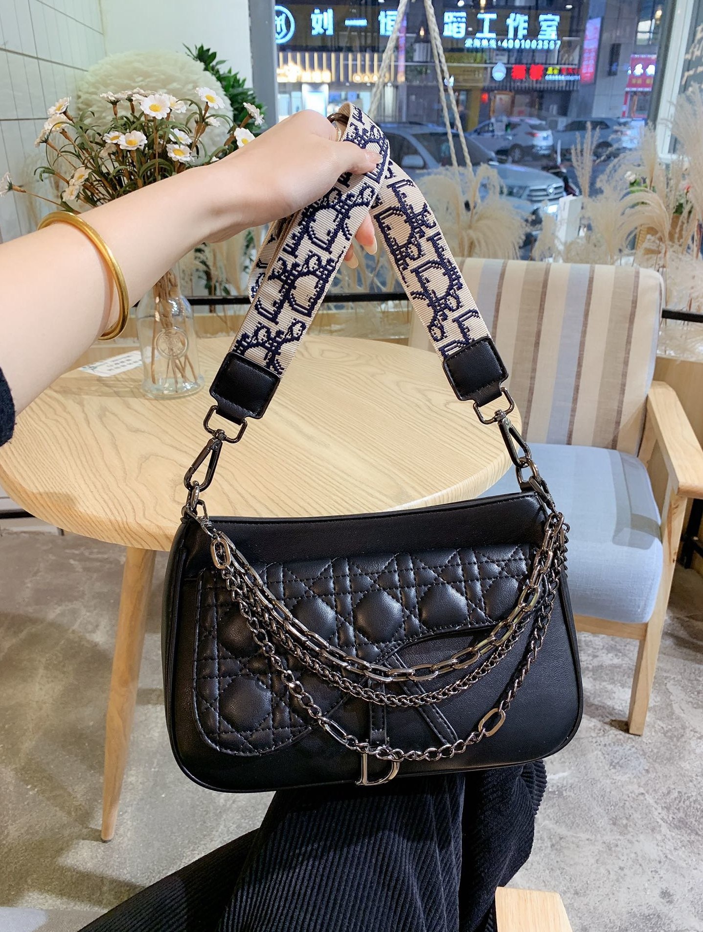 

the designers 2021 soft leather women handbag capacity tote bags fashion makeup luxurys brang logo bag -l1533, Red;black