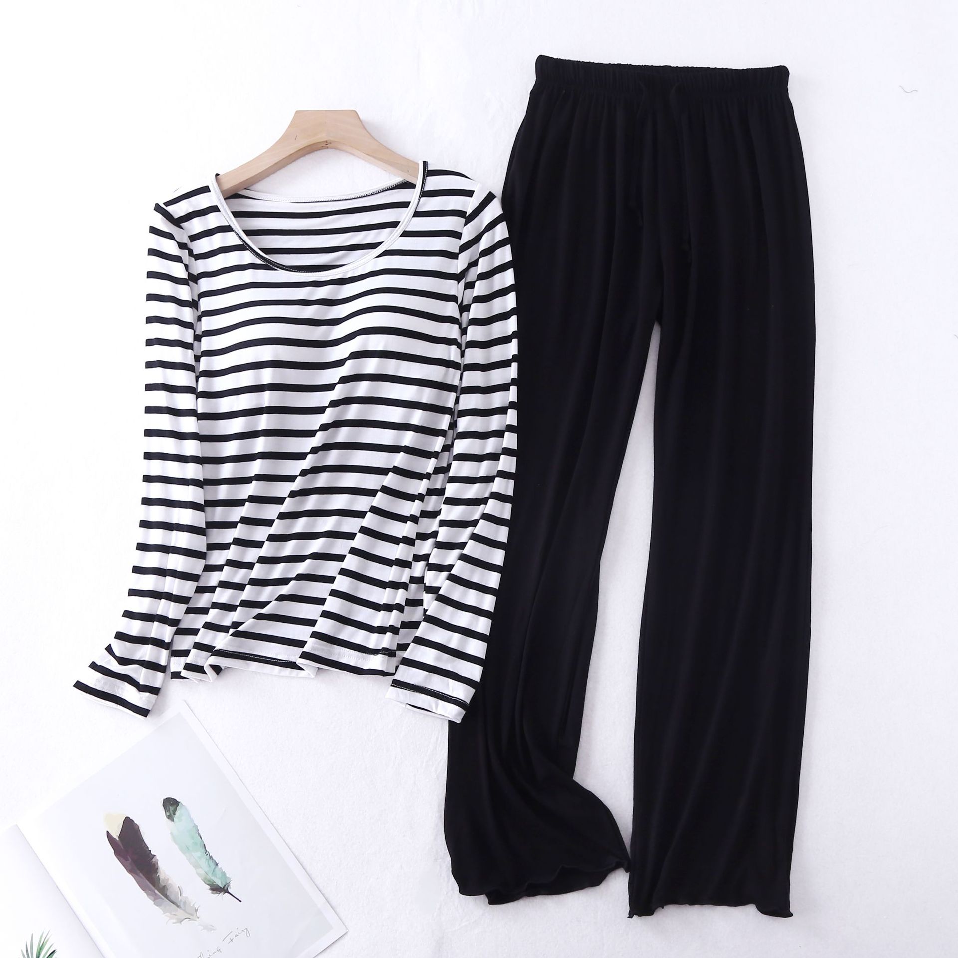 

2021fdfklak casual loose pajamas for women long sleeve autumn winter pijamas womens sleepwear bra pad stripe ladies set pyjama femme, Black;red