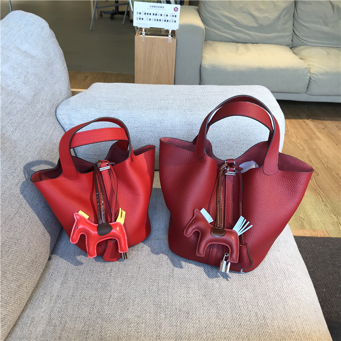 

Women Luxurys Designers Bags 2021 Soft Cow Genuine Leather Vegetable Basket Closed Toe Layer Womens Leisure Bucket handBags Handbag Open Pure Bag, 22cm elephant gray