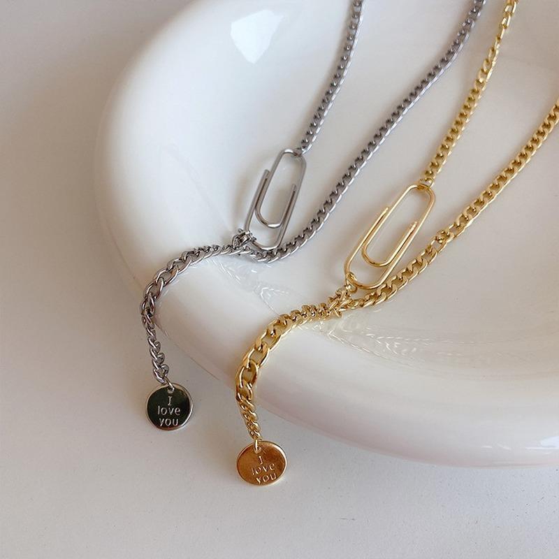 

Pendant Necklaces VSnow Luxury Minimalist Asymmetry Metal Paper Clip Necklace Circle Letter Hollow Chunky Chain For Women Jewelry, Silver