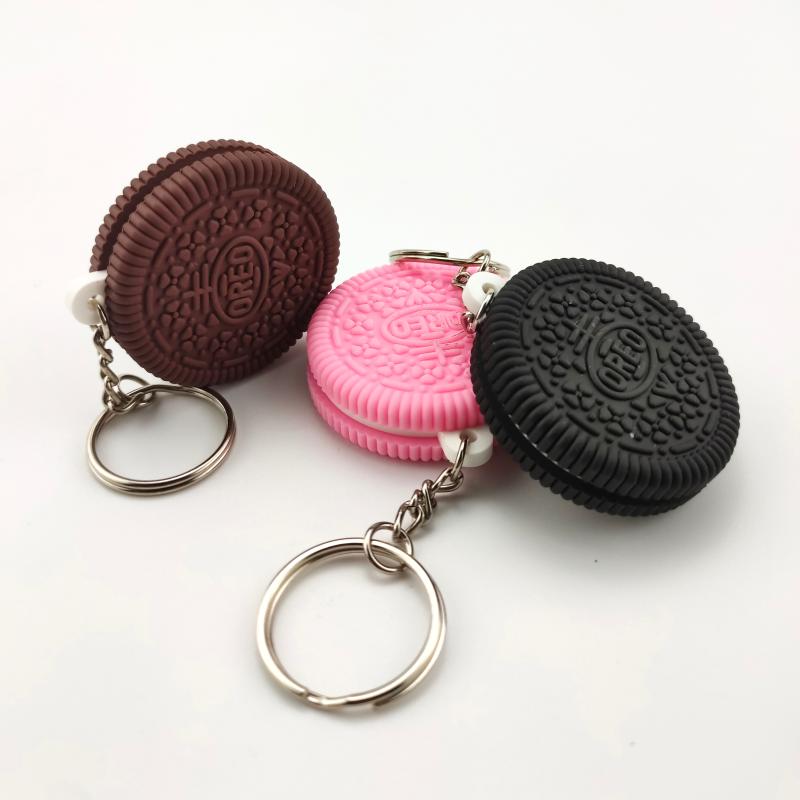 

Keychains Basuits Cookies Toys For Kids DIY Accessories Love Chains Interesting Cute Simulation Key