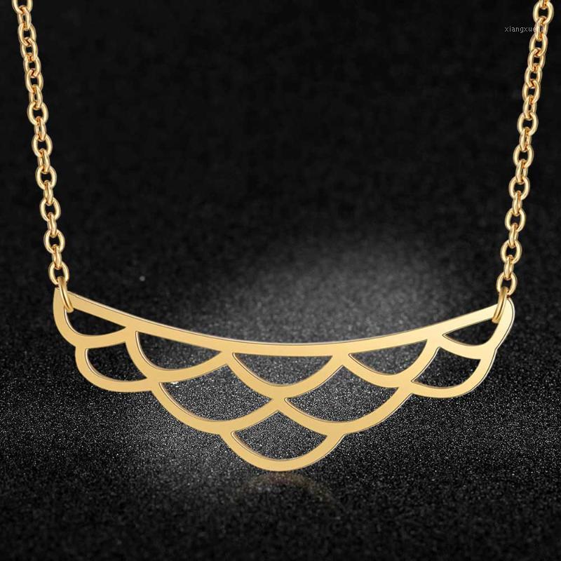 

Pendant Necklaces Unique Lotus Necklace LaVixMia Italy Design 100% Stainless Steel For Women Super Fashion Jewelry Special Gift, Silver