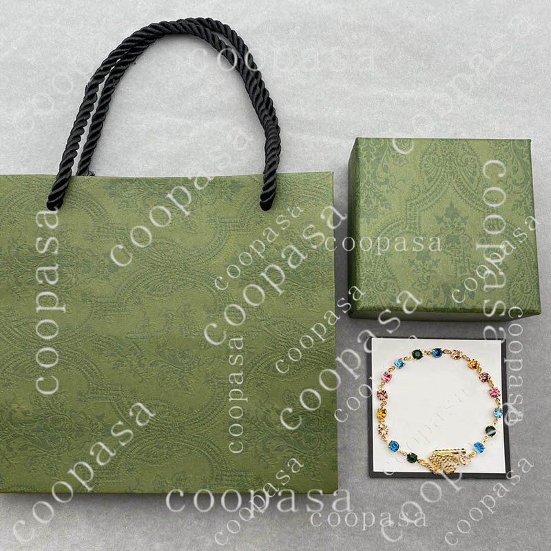 

Fashion Accessories Womens Bracelet Beads of Different Colors Are Combined Small Exquisite Bracelets Gorgeous and Generous