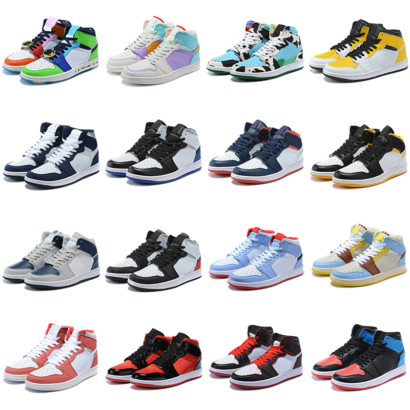 

Mens 1 Basketball Shoes Turbo Green High Mid OG 1s Women Smoke Grey Blue Banned Bred Chicago Black Toe Court Purple UNC Premium Sneakers