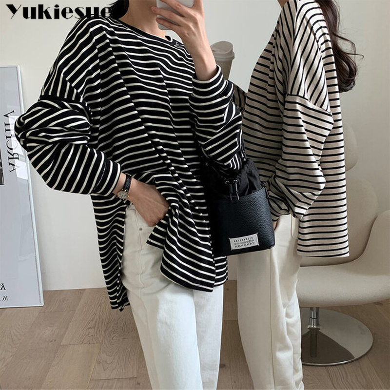 

Casual Oversized Striped T-shirts for Women Loose Long Sleeve Female Tees O-neck Side Split Pullovers Femme Ladies Tops 210518, Black