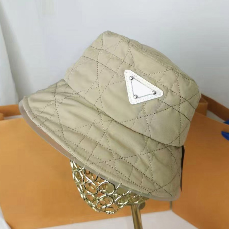 

Woman Designer Winter Bucket Hat For Women Men Down Solid Buckets Hats Beanie Fashion Foldable ball Caps Beanies Black Fisherman Warm Outdoor Folding Cap
