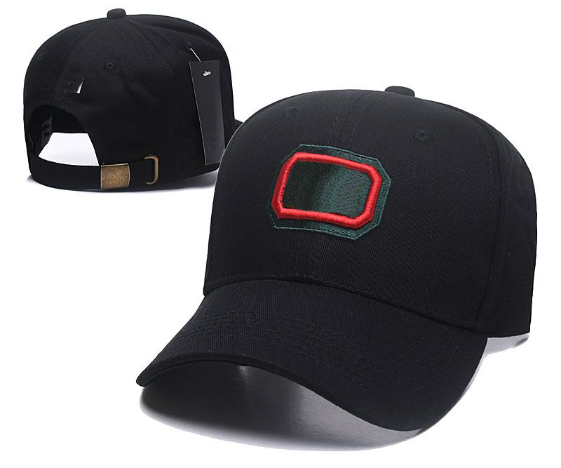 

Ball Cap Designer GGity Hats Fashion Letters Casquette Outdoor Casual Sun Caps Men Women GE