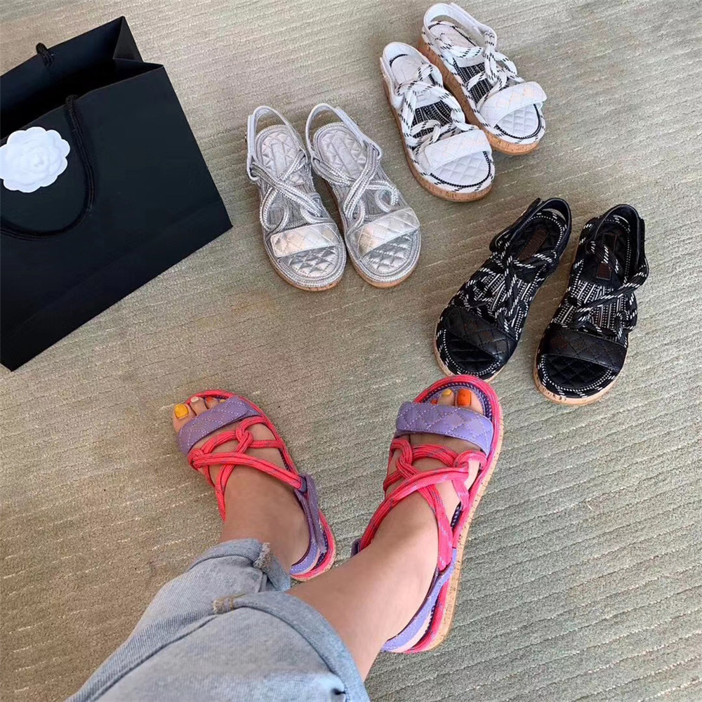 

2021 Dad Cord Quilted Lambskin Sandals Rope Slippers Women Black White Silver Multicolor Strap Flat Designer Shoes Size 35-40