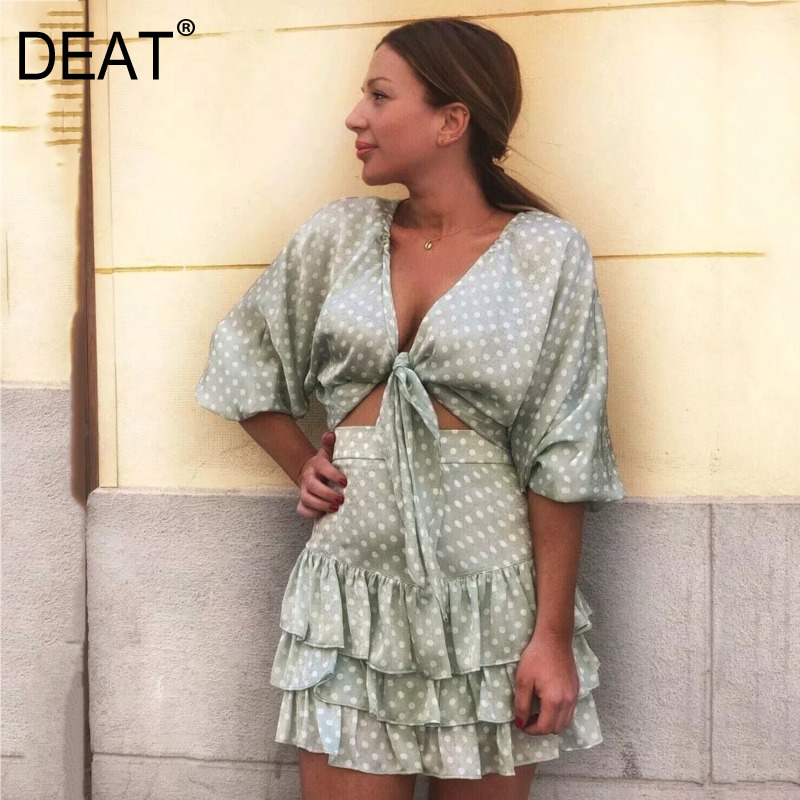 

Spring Vintage Green Polka Dot Long Sleeve V Neck Dew Navel Blouse Shirt Short Skirt Women Two Piece Set ME971 210525