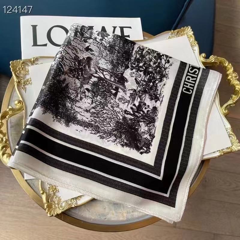 

Scarves 2021 Fashion Head Scarf Women Cartoon Print 100% Pure Silk Square Hijab Female Bandanas Kerchief For Ladies 53*53 Cm