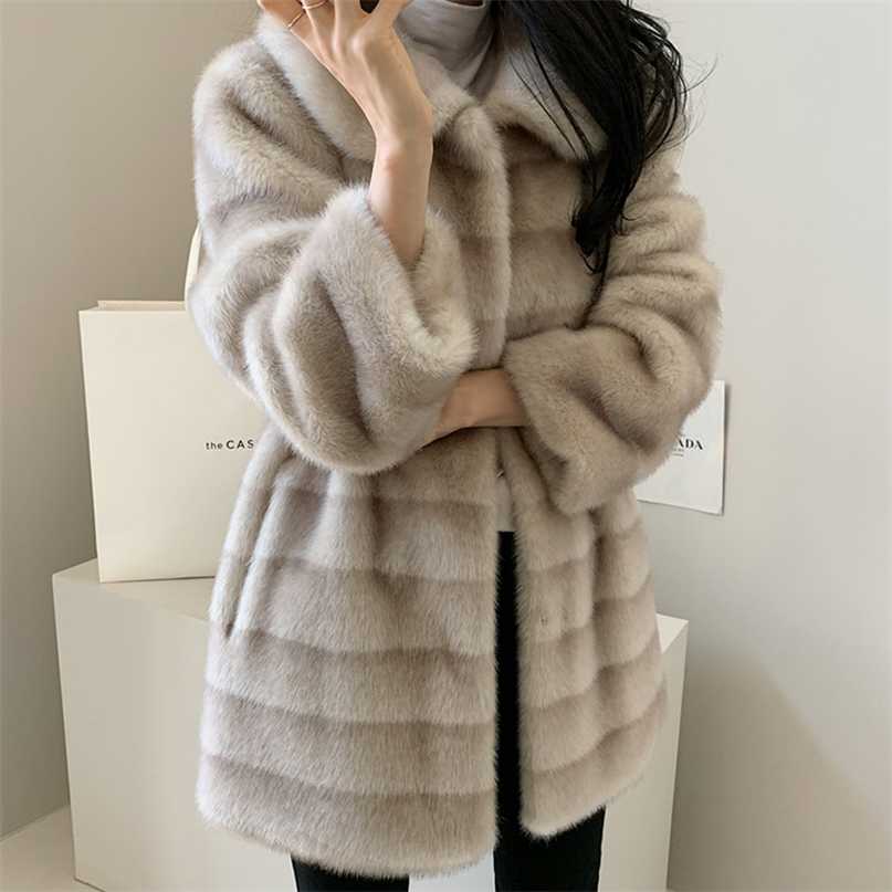 

Long Jacket Women Winter Femme Veste Faux Fur Coat Gradient Mink Turn-down Collar Stripe Clothes Warm Soft Furry Overcoat 211018, Color1