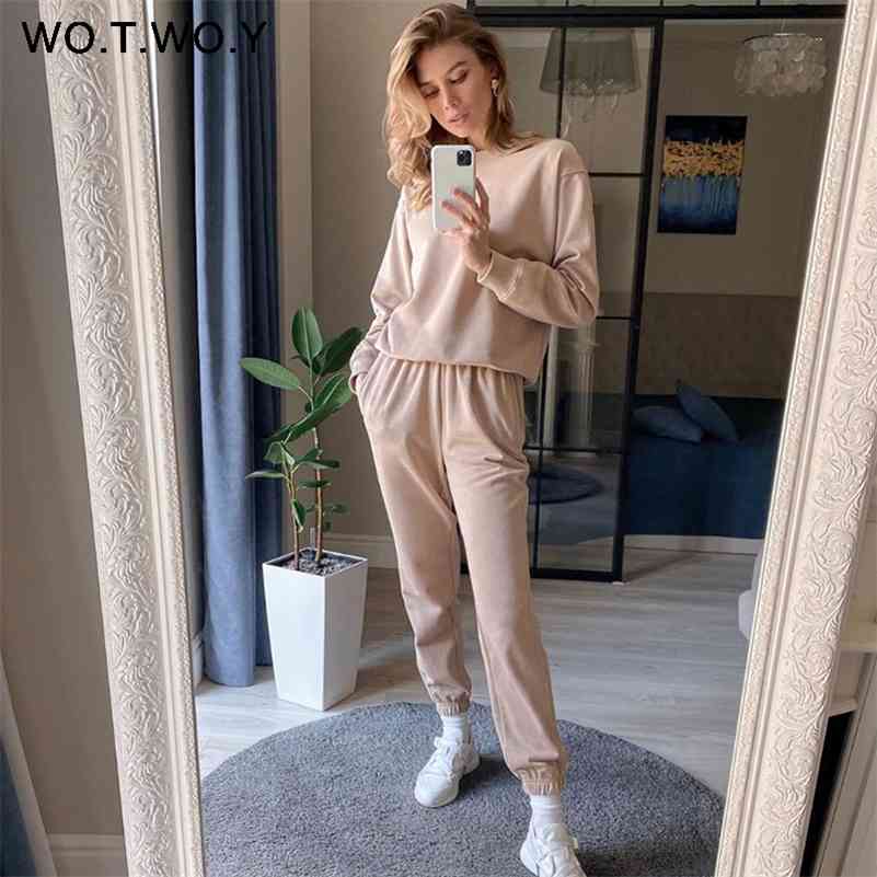 

WOTWOY Casual Tracksuit Two Piece Set Women Tops and Pants Outfits Autumn Women Cotton Solid Sweatpants Set Women Pullover 210709, 20186-white-top