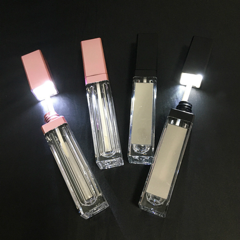 

Private Label Cosmetic Makeup Packaging Container Wholesale 7ML LED Empty Lip Gloss Tubes Black Pink Square Clear Lipgloss Bottle Lipstick Bottles with Mirror