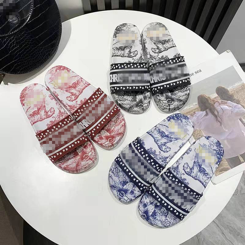 

Newest women fashion slippers luxury slides summer flat slipper trendy leather rubber sandal mens beach slide US 36--41
