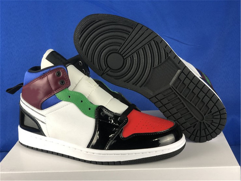

Womens 1 Color Stitching Basketball Shoes Mens Jumpman 1s Designer Sports Sneakers Size EU36-45 Ship With Box, Clear