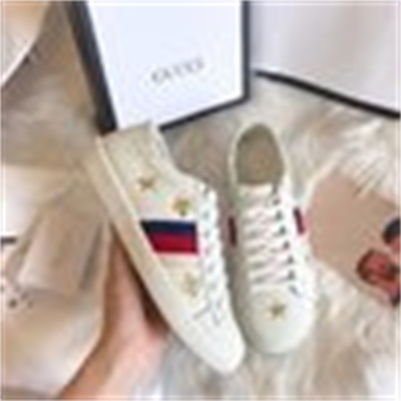 Marque Designer Luxe QL7M Hommes Sneakers Mocassins Bottes Bottes Mocassins Boucles Chaussures habillées à lacets