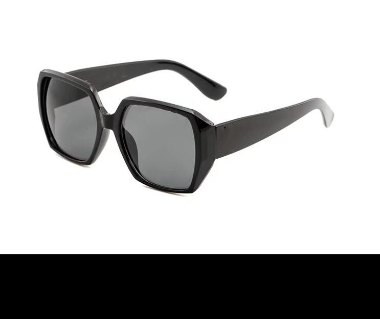 

Top high quality fashion men women sunglass square sun glasses anti uv uv400 retro style gradient color lens sunglasses gifts 5252