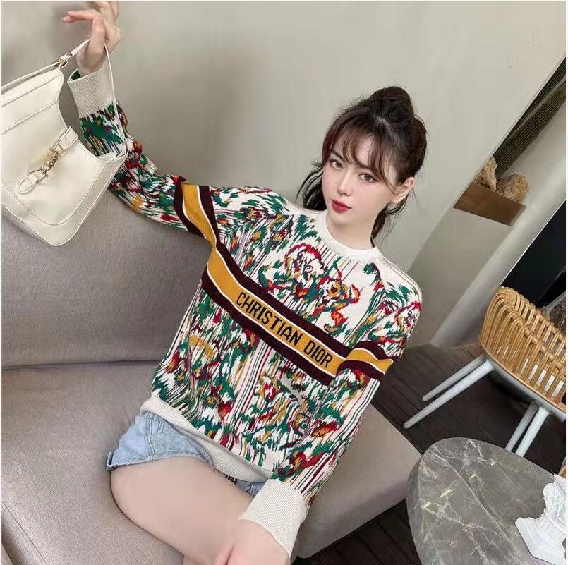 

Women's Sweaters fashion designer, autumn winter new long sleeves, small round collar hand-painted animal jacquard, leisure and comfortable, 01