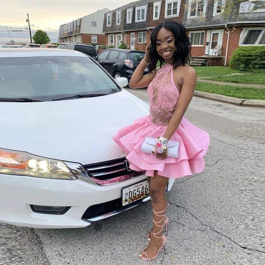 

Halter Neck Lace Sleeveless Homecoming Dresses Sexy Backess Cocktail Party Girls' Wear Tiered Short Prom Gowns, White