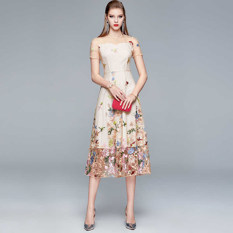 

Designer Runway Dress arrive Mesh embroidery Flower women summer dress Short sleeve sweet Long 210529, Apricot