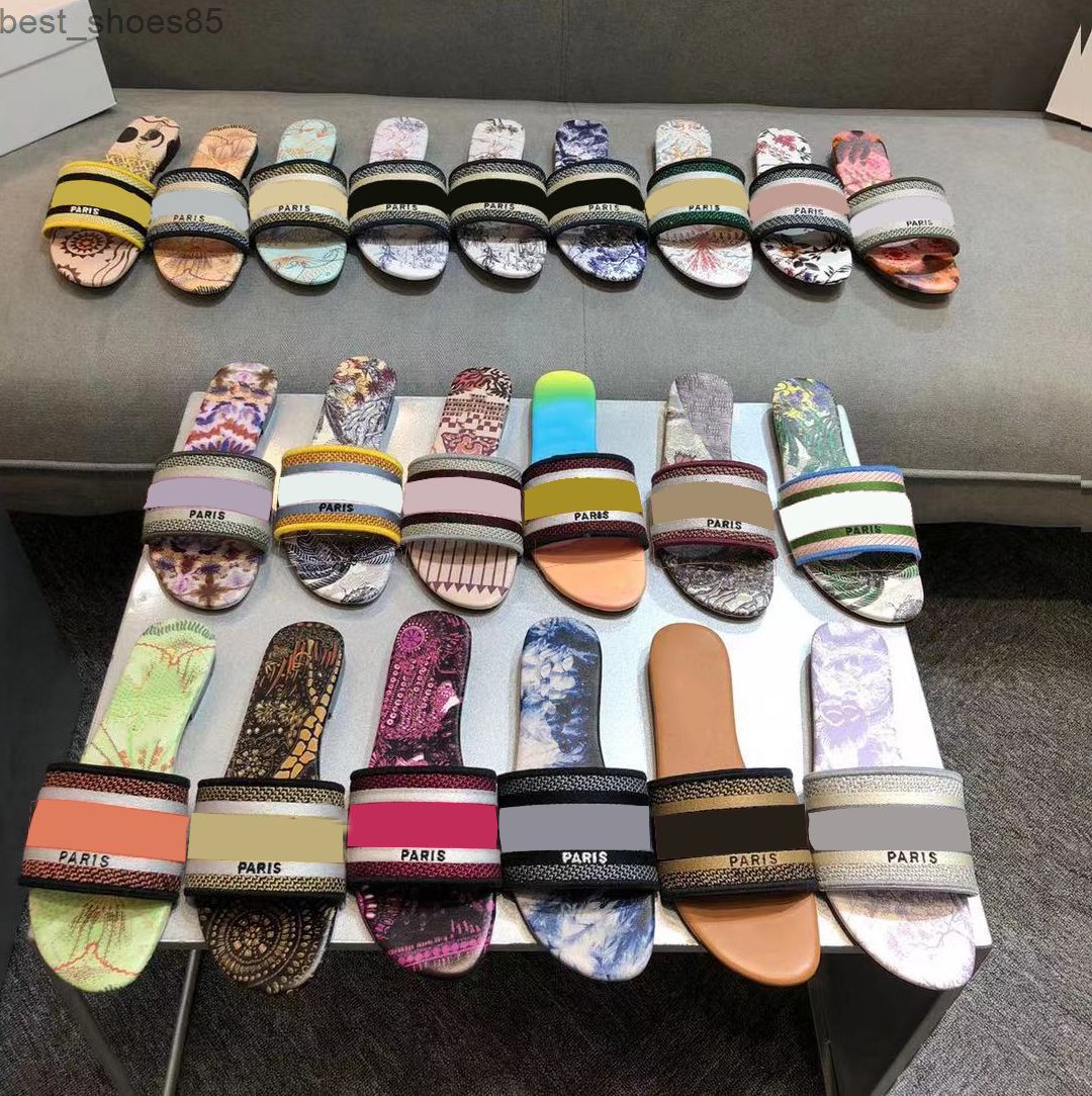 

Classics sandals Fashion slipper slides Floral brocade Gear bottoms Flip Flops women shoes striped Beach causal Slippers 41, Box