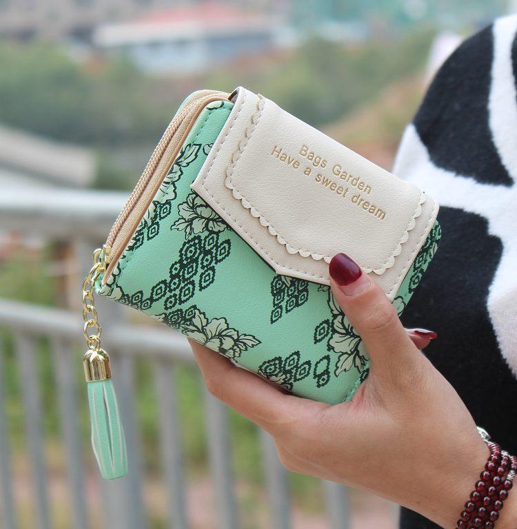 

Wallets Printed Short Women's Lace Buckle Tassled Zip Purse Flower Wallet, Black