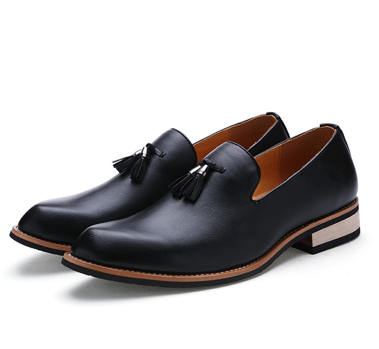 

Men's Oxfords Embroidery tassel luxurys Casual Shoes Male Pointed Night ClubFashion Dress Boot Wedding Shoe Men Loafers, Brown